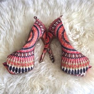 Boho Spiked Platform Peep-toe Heels!